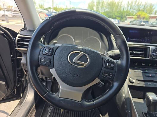 2020 Lexus IS 300