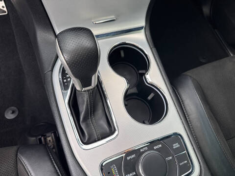 2020 Jeep Grand Cherokee SRT