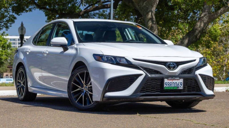 2022 Toyota Camry SE