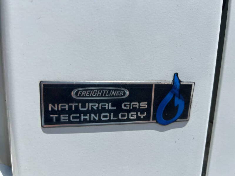 2016 Freightliner M2 DUMP TRUCK