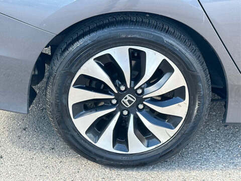 2017 Honda Accord Hybrid EX-L