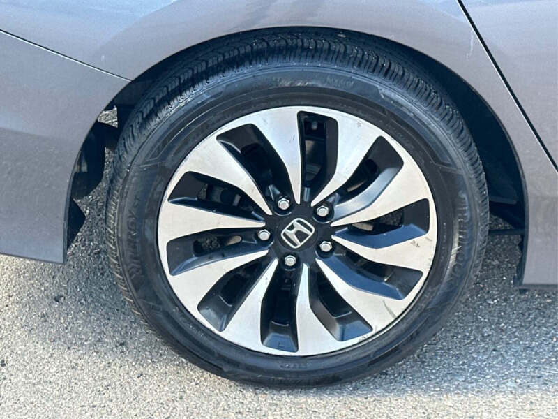 2017 Honda Accord Hybrid EX-L