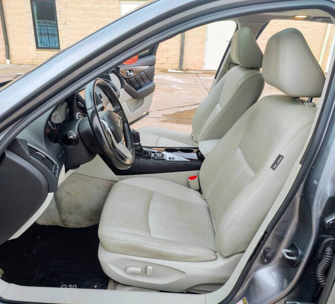 2018 Infiniti Q50 2.0T Luxe