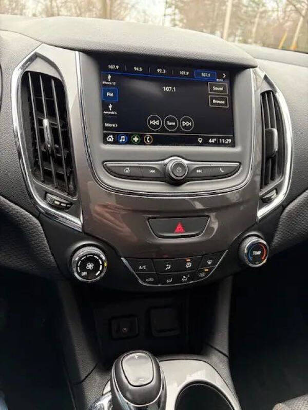 2019 Chevrolet Cruze LS