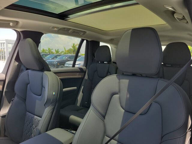 2026 Volvo XC90 B5 Core