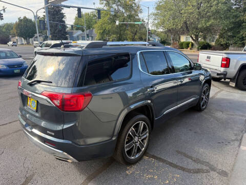 2019 GMC Acadia Denali