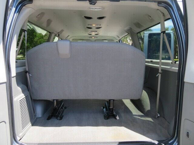 2013 Ford E-Series E-150 XLT