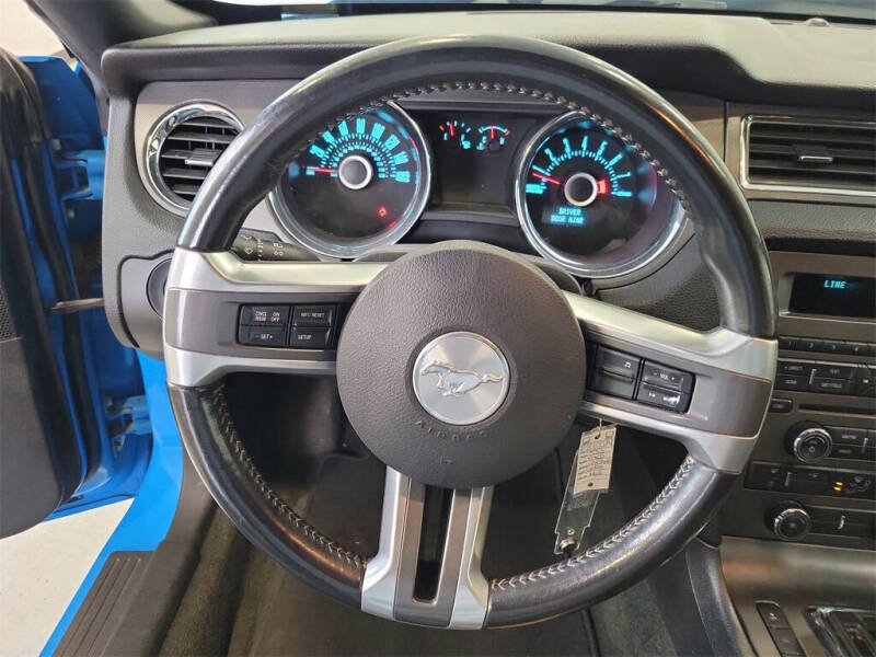 2013 Ford Mustang V6