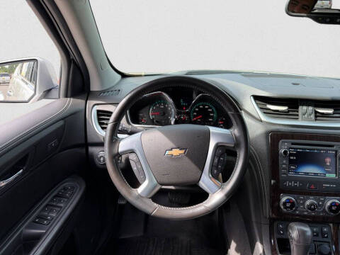 2017 Chevrolet Traverse LT