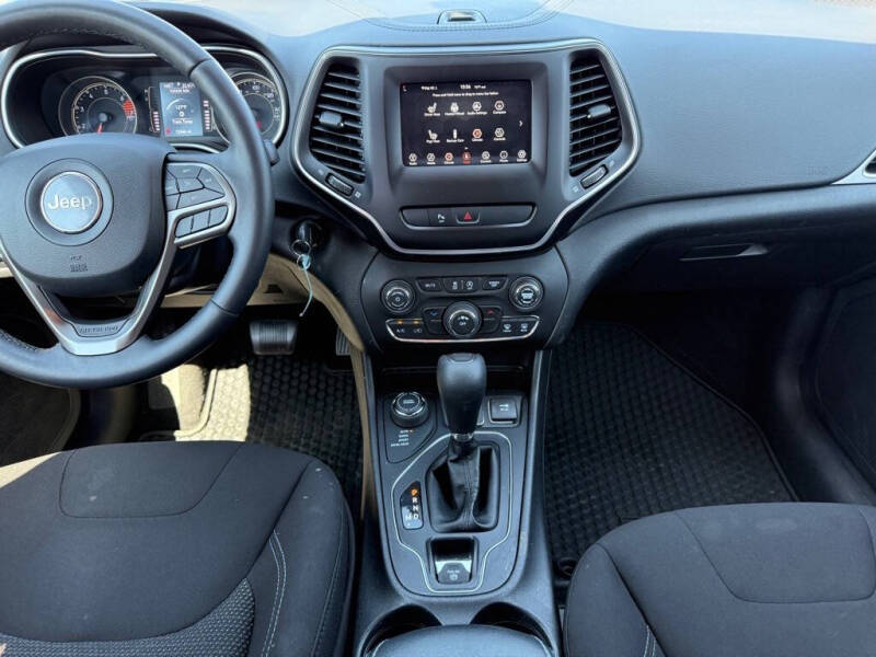 2019 Jeep Cherokee Latitude