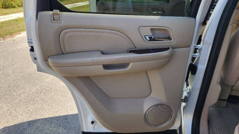 2012 Cadillac Escalade Luxury