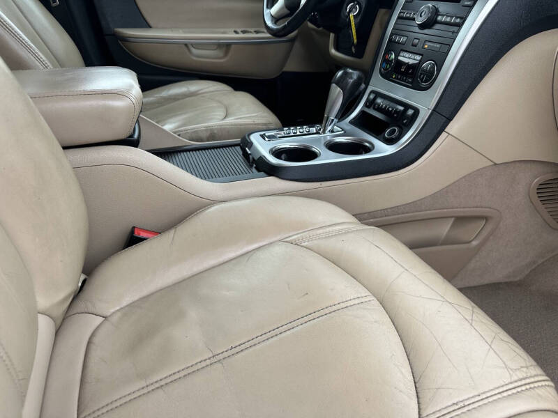 2010 GMC Acadia SLT-1