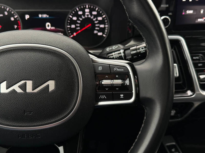 2022 Kia Sorento SX