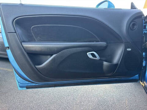 2015 Dodge Challenger SXT Plus