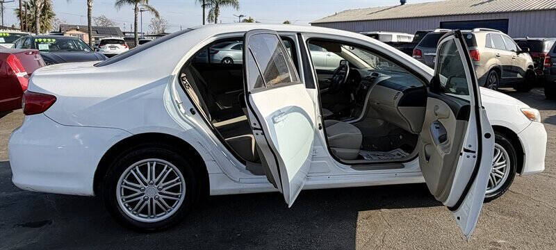 2012 Toyota Corolla LE