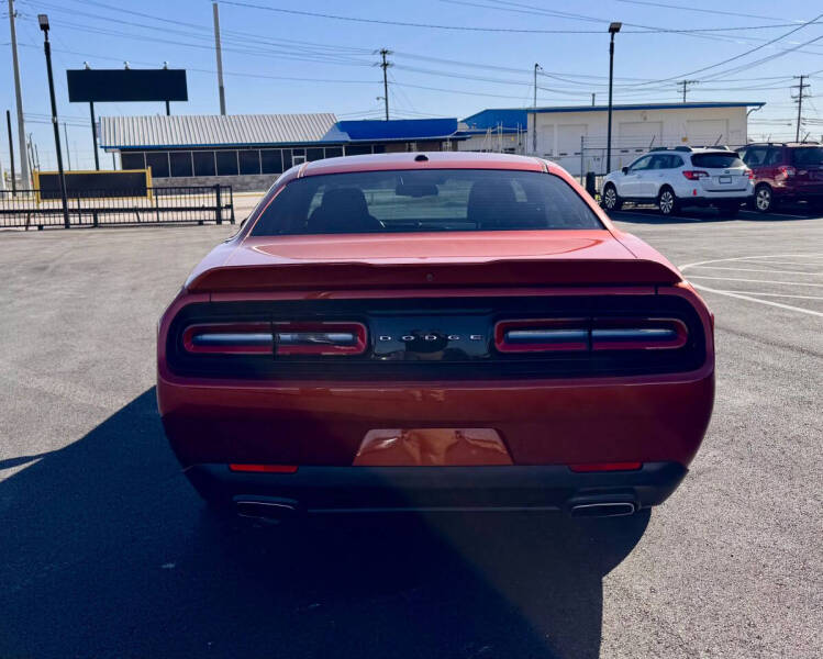 2020 Dodge Challenger SXT