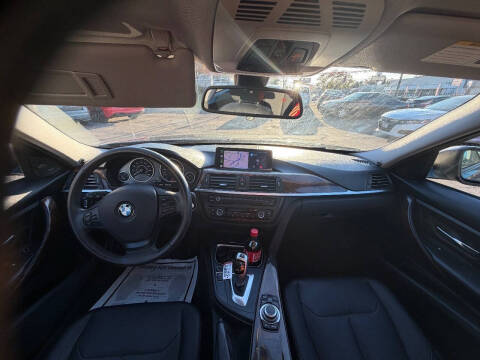 2013 BMW 3 Series 328i