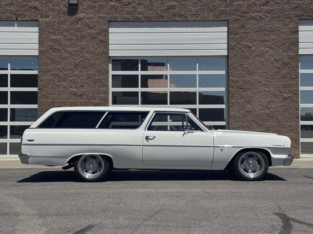 1964 Chevrolet Chevelle LS RESTOMOD 3