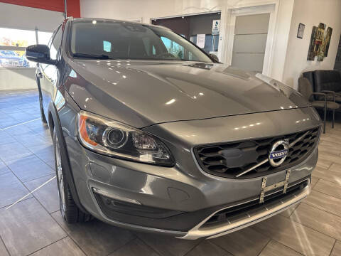 2018 Volvo V60 Cross Country T5 Platinum