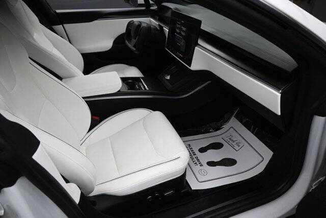 2022 Tesla Model S Plaid
