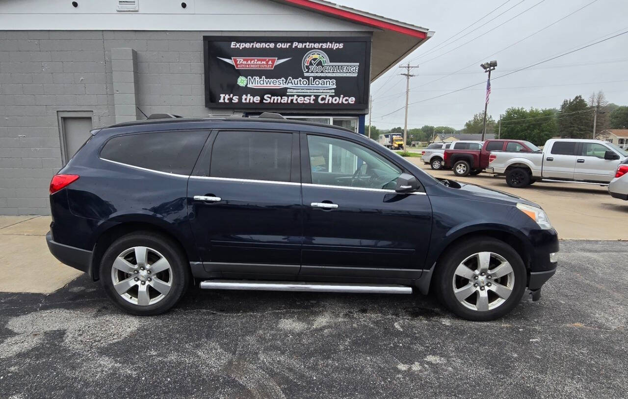 2011 Chevrolet Traverse for sale at Bastian s Auto Outlet in Coal Valley, IL