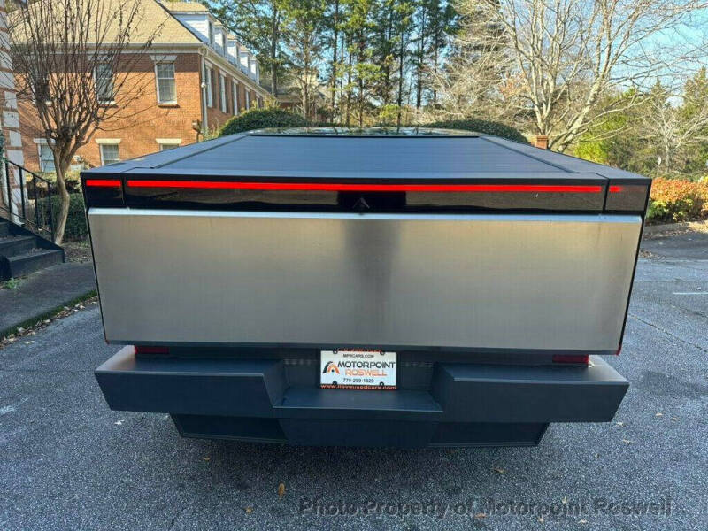 2024 Tesla Cybertruck