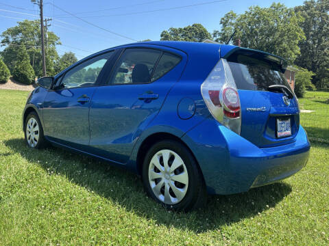 2013 Toyota Prius c Two