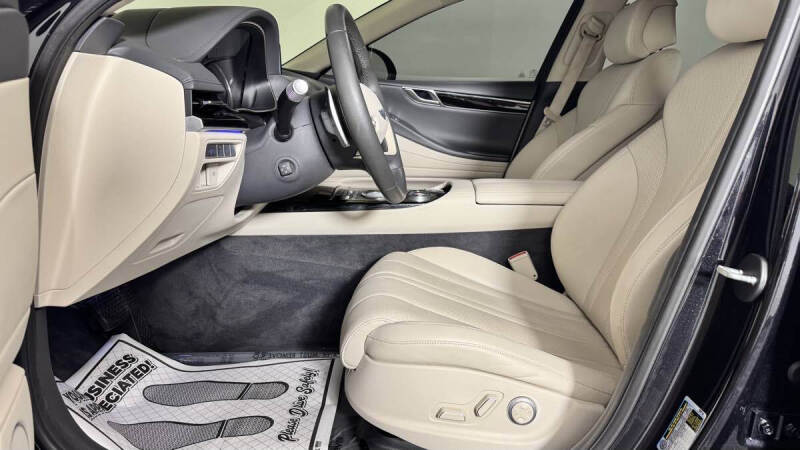 2021 Genesis G80