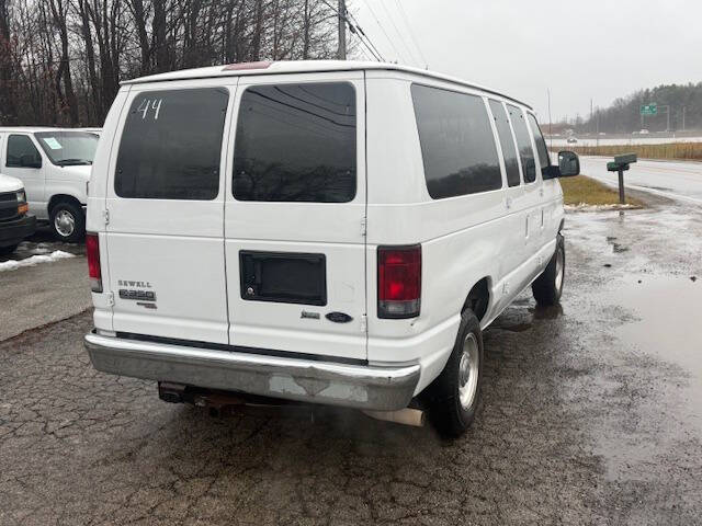 2013 Ford E-Series E-350 SD XLT