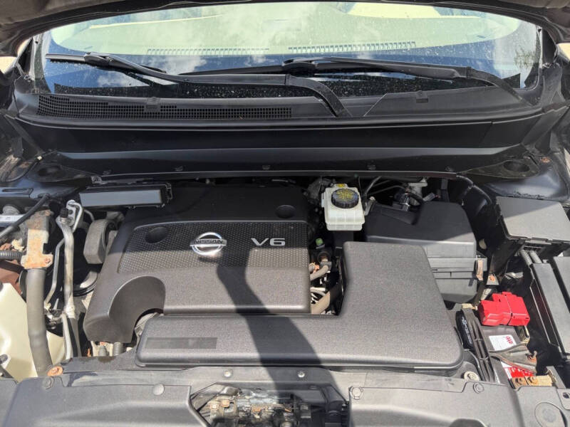 2014 Nissan Pathfinder Platinum