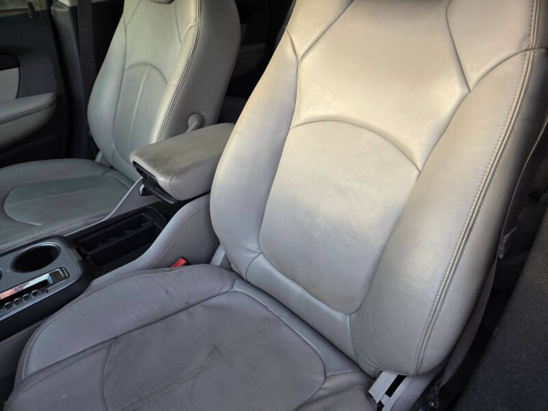 2011 GMC Acadia SLT-1