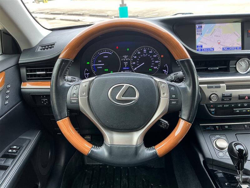 2014 Lexus ES 300h