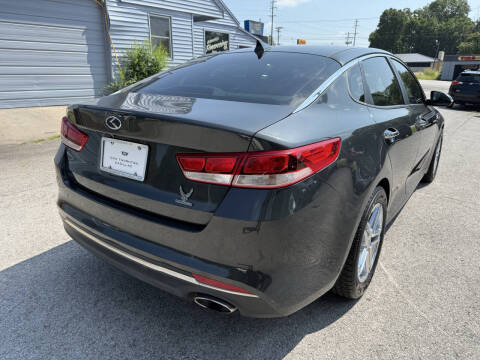 2016 Kia Optima LX