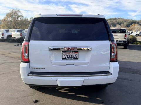 2017 GMC Yukon Denali