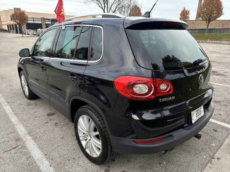 2011 Volkswagen Tiguan SEL 4Motion