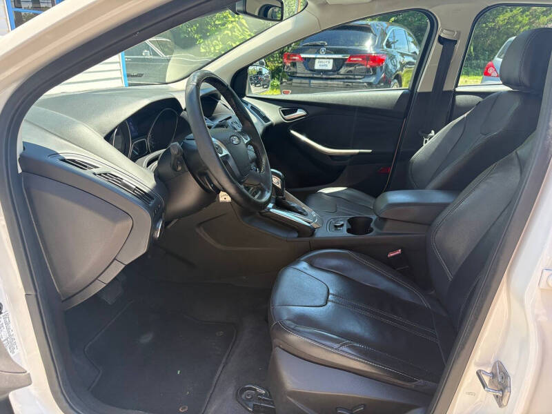 2012 Ford Focus SEL