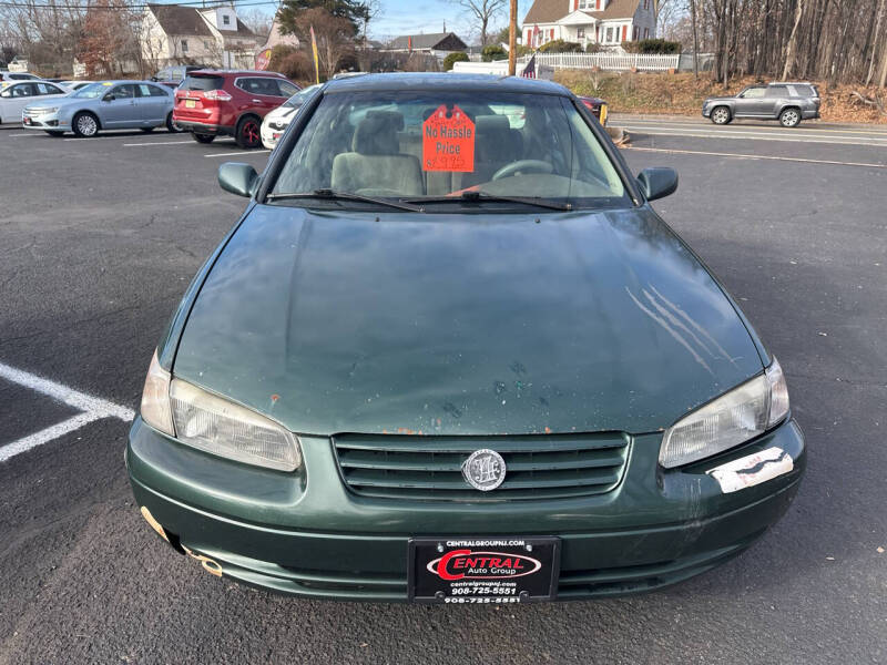 1999 Toyota Camry CE photo 2