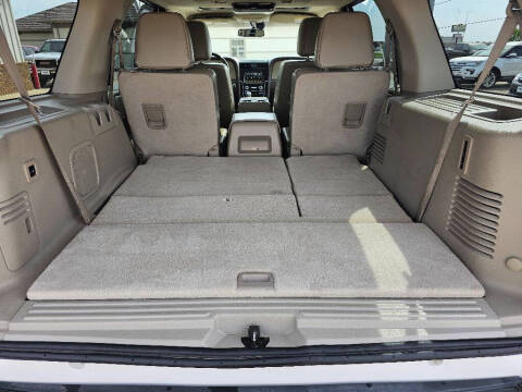 2017 Lincoln Navigator Select