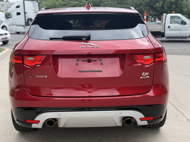 2017 Jaguar F-PACE S
