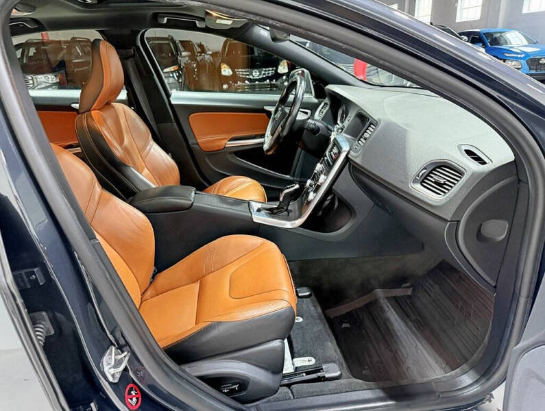 2015 Volvo S60 T5 Premier