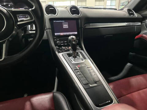 2019 Porsche 718 Cayman