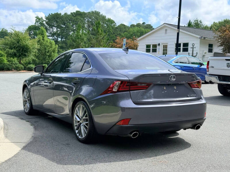 2016 Lexus IS 200t