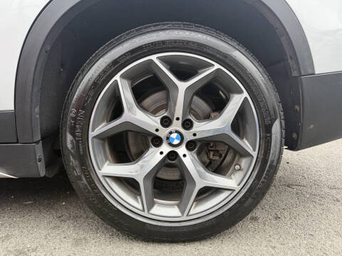 2017 BMW X1 sDrive28i