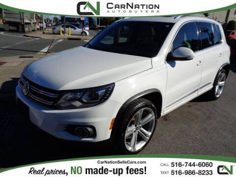 2014 Volkswagen Tiguan for sale at CarNation AUTOBUYERS Inc. in Rockville Centre NY