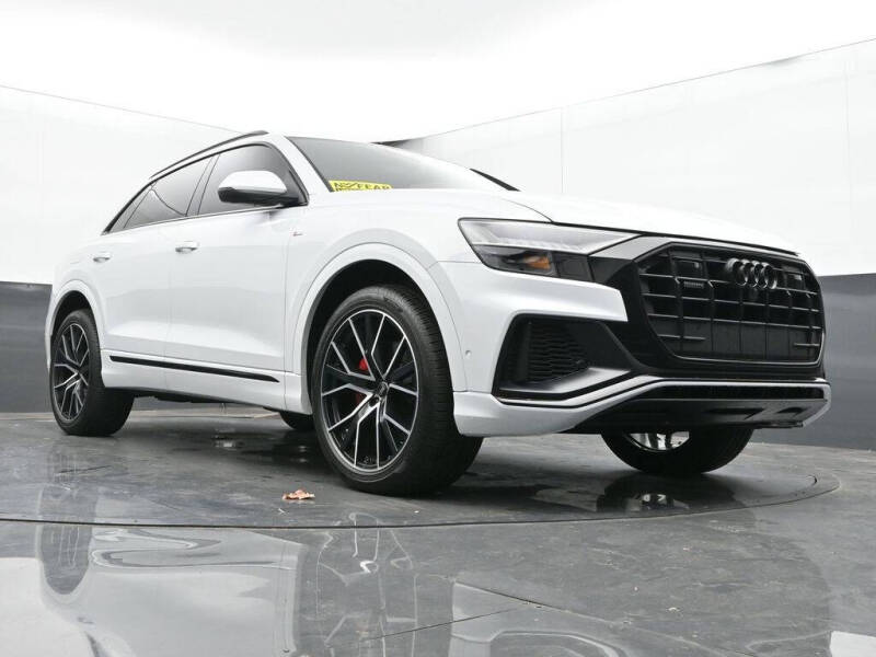 2022 Audi Q8 quattro Premium Plus 55 TFSI