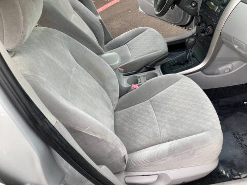 2009 Toyota Corolla LE