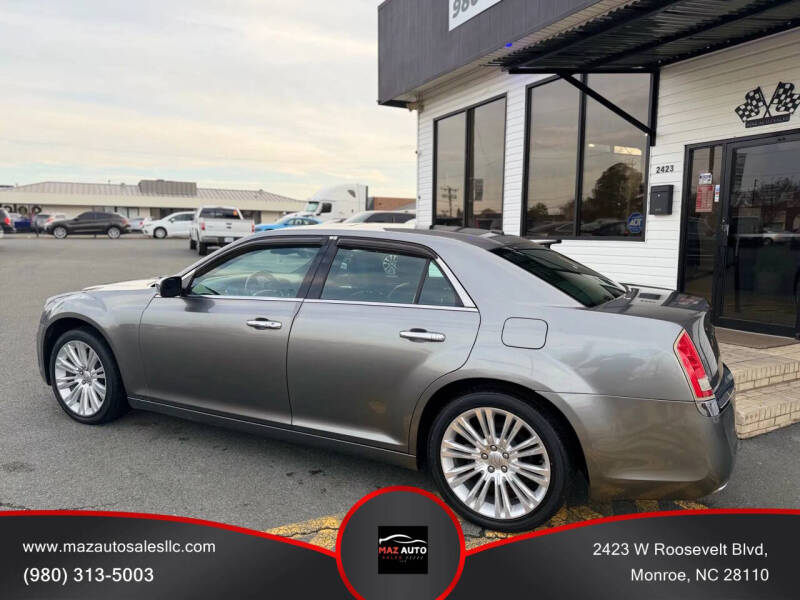 2011 Chrysler 300 C