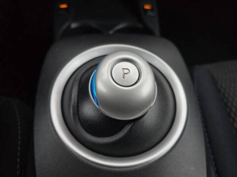 2016 Nissan LEAF S-24