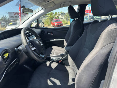 2016 Toyota Prius Two
