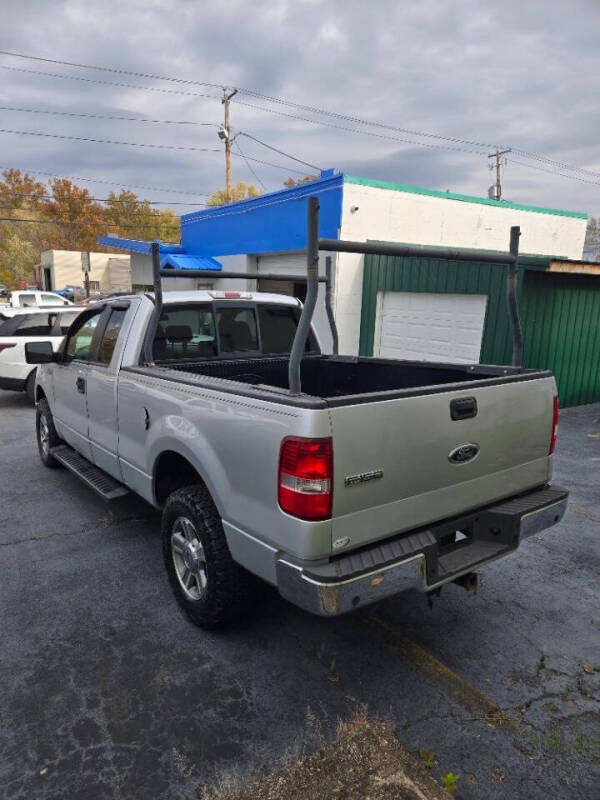 2005 Ford F-150 XLT